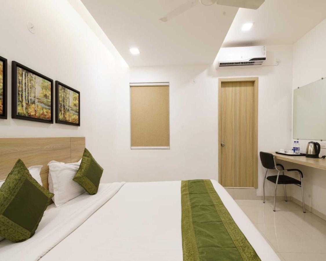 The Perch Hotel Visakhapatnam Extérieur photo