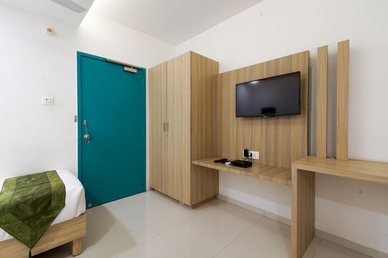 The Perch Hotel Visakhapatnam Extérieur photo